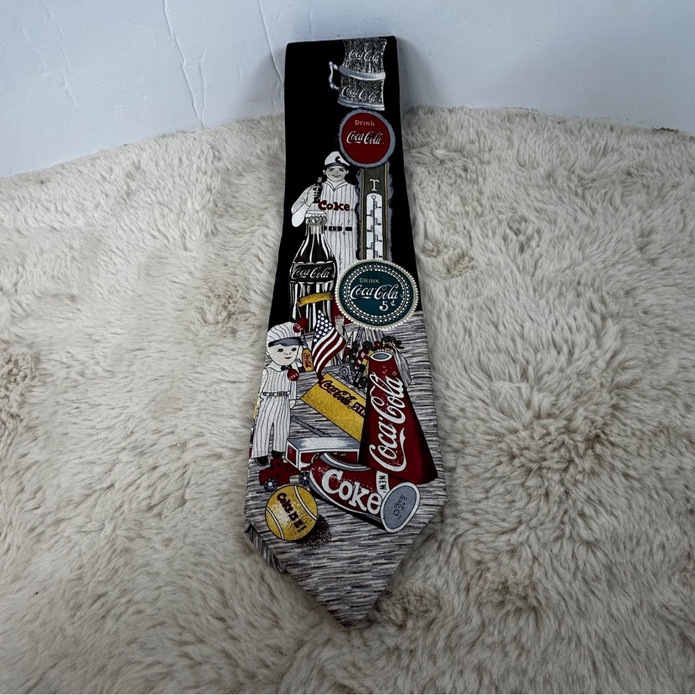 Coca Cola Black and‎ Red Novelty Tie